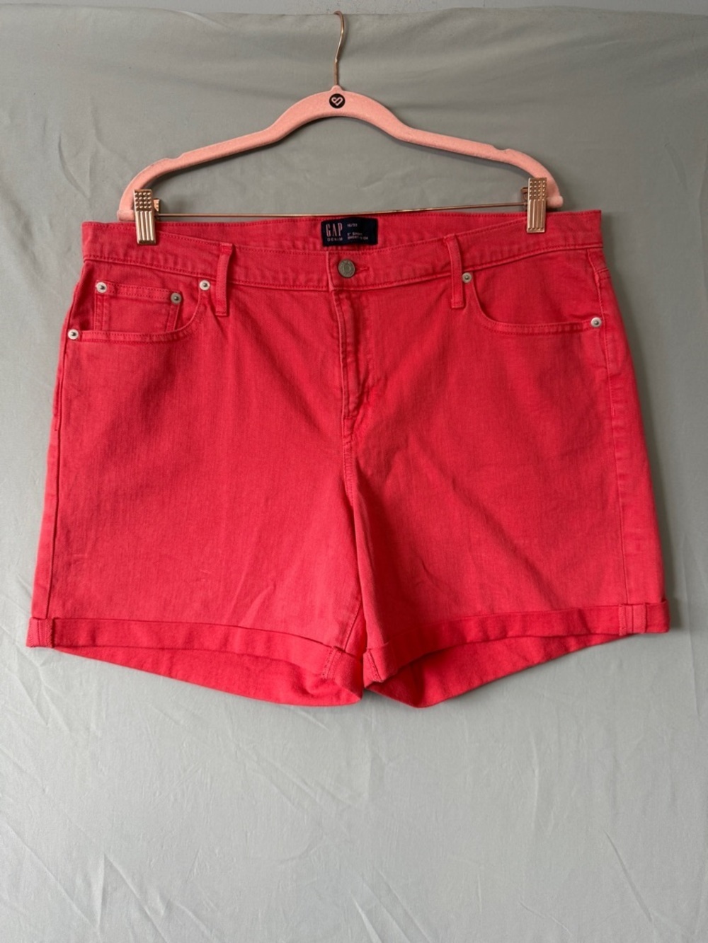 Gap Womens Cuffed Denim Shorts Size 16/33 Hawaiian Red Cotton Blend Summer